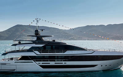 Riva 130 Bellissima